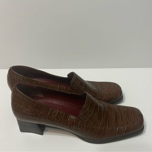 Naturalizer shoes. Bundle $10 items at 2/$10